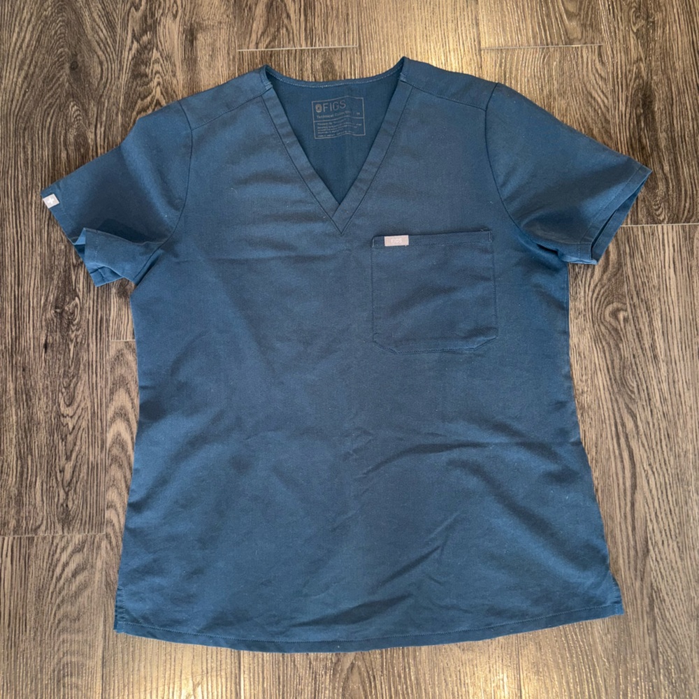 FIGS Women's Scrub Set in Dark Blue